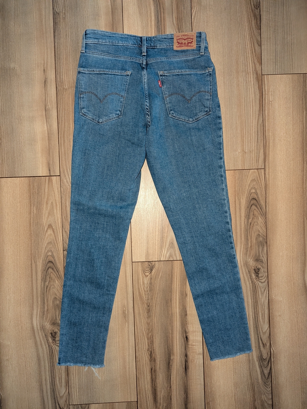 Levi's Skinny Jeans in Classic Blue Denim